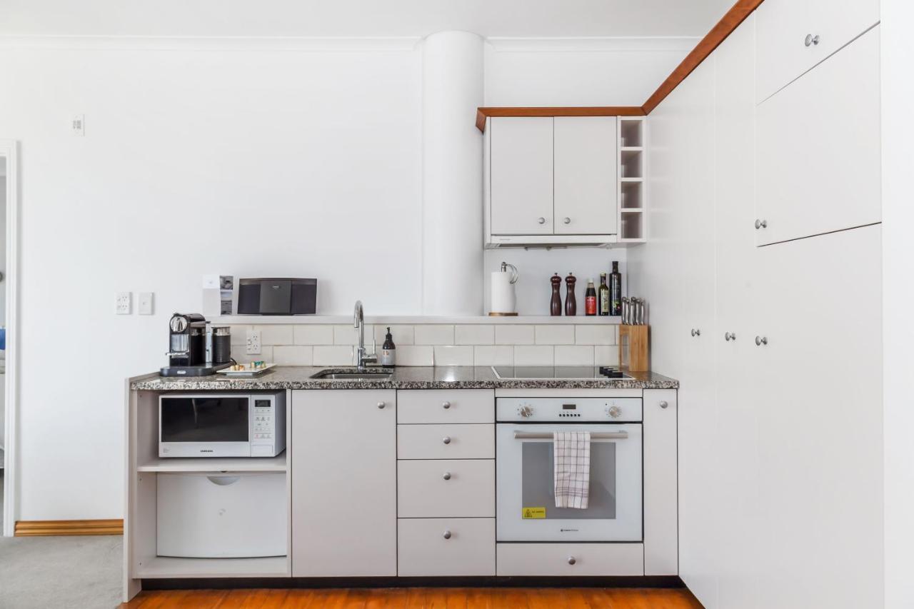 אוקלנד Waterfront Two Bedroom Apartment; Great Location! מראה חיצוני תמונה