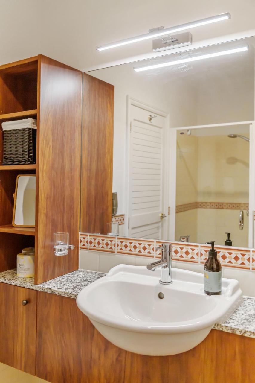 אוקלנד Waterfront Two Bedroom Apartment; Great Location! מראה חיצוני תמונה